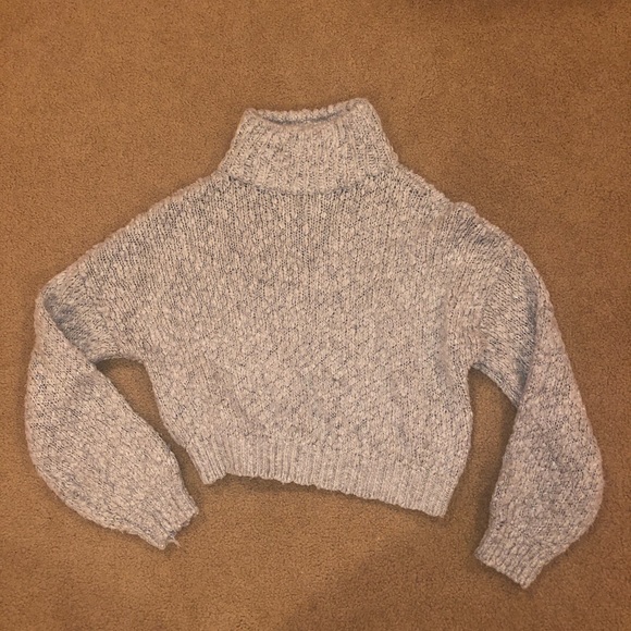 Turtleneck Hollister Silver Sweater - Picture 1 of 3